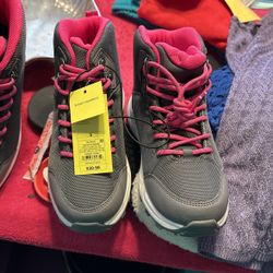 Water Repellent Tennies Shoes