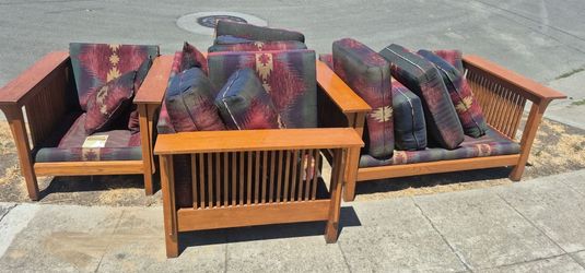 Free 3 Piece Bassett Furniture Sofa Set
