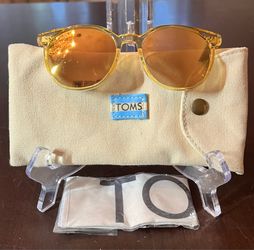 👓TOMS Bellini Sunglasses with Case