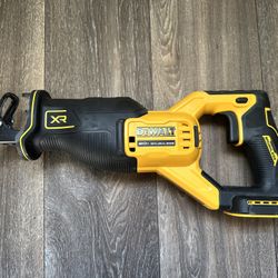 Dewalt DCS382B 20V Max XR Brushless Cordless Reciprocating Saw