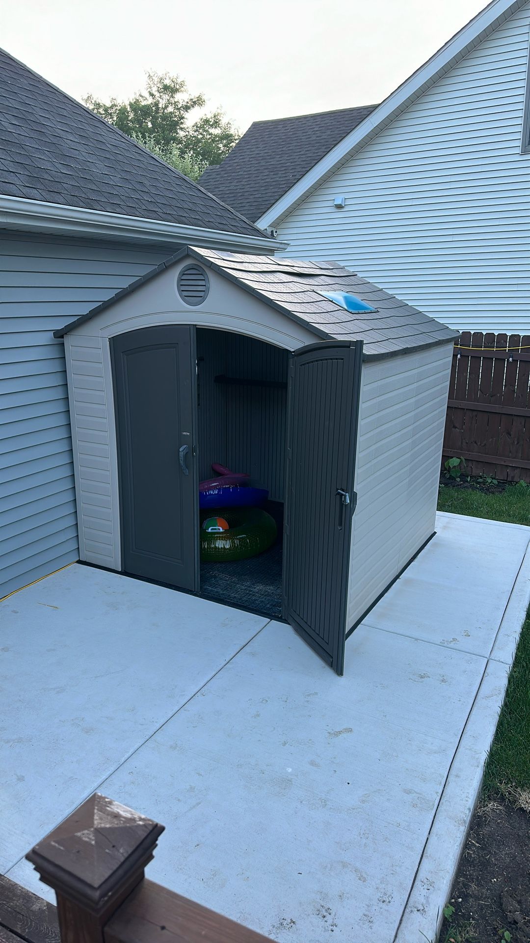 Outdoor Shed 700