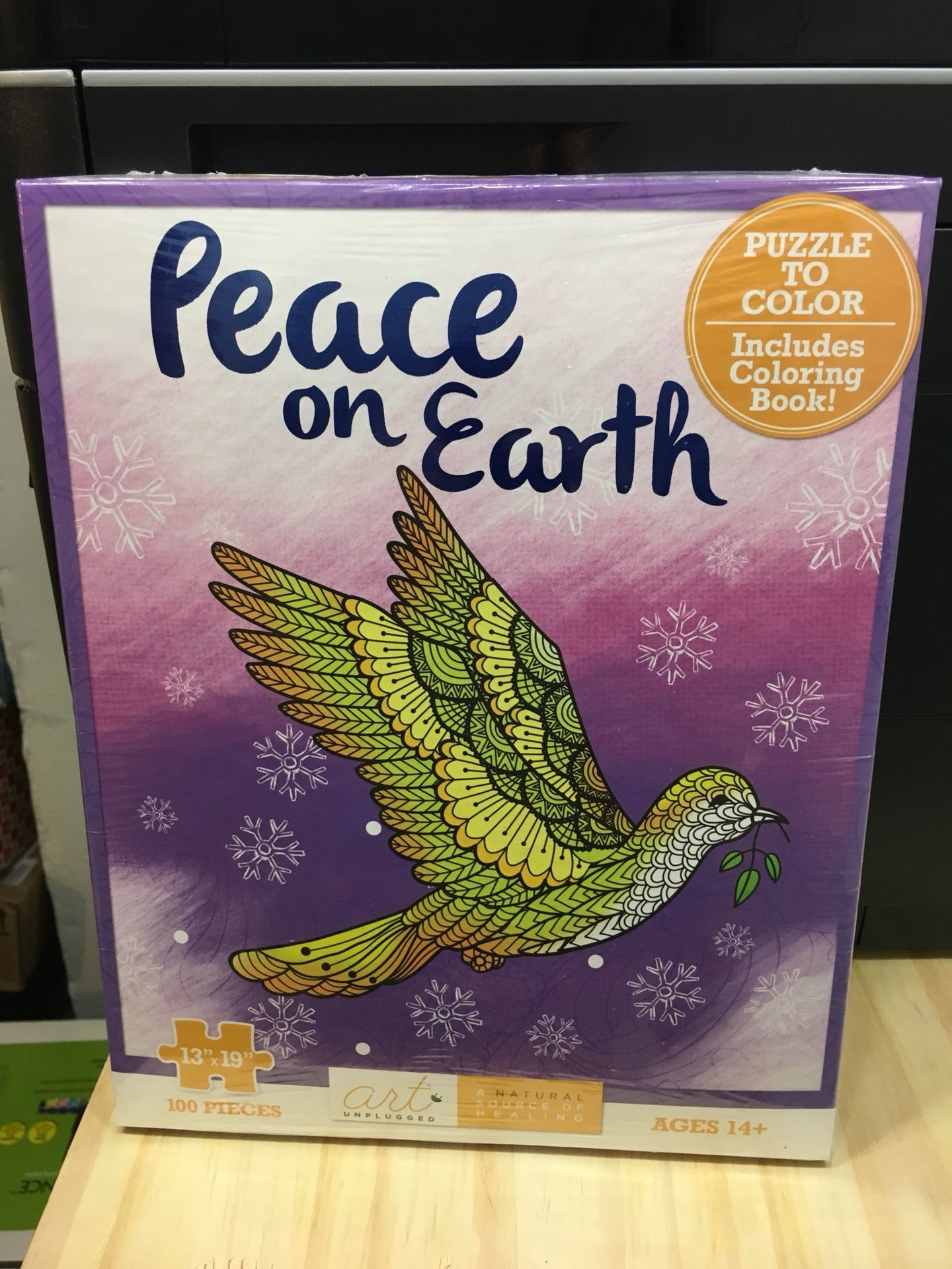 Art Unplugged Christmas Themed Peace on Earth Jigsaw Puzzle to Color with Coloring Book