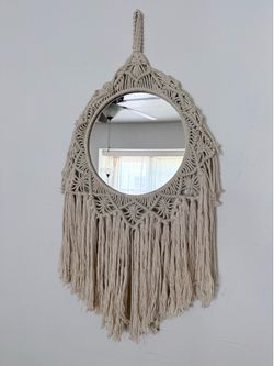 Free Boho Macramé Wall Mirror