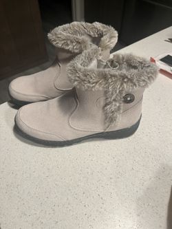 Very nice pair of boots