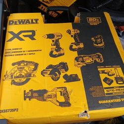 UNOPENED DeWALT 20v BRUSHLESS 7pc TOOL SET