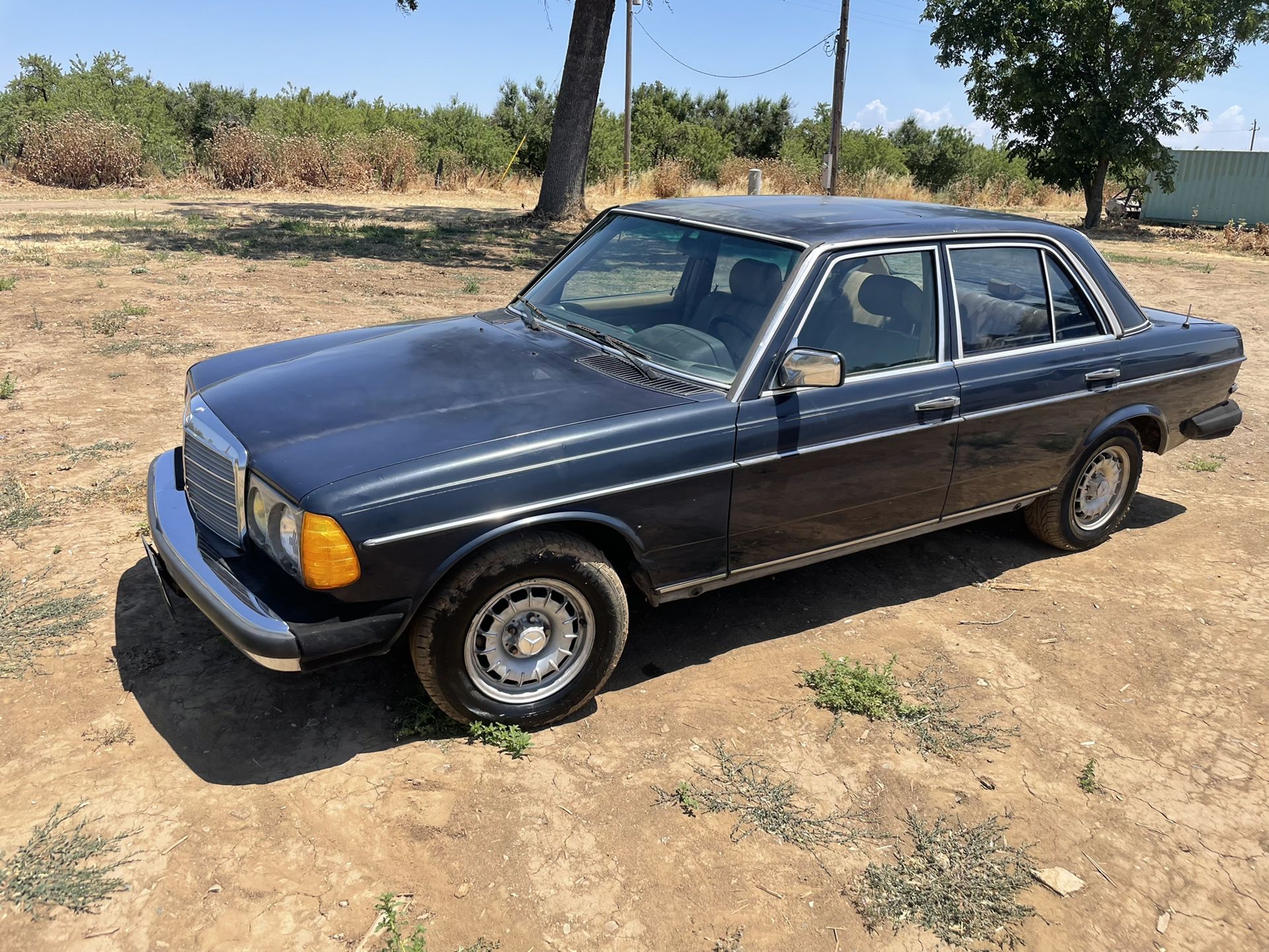 1983 Mercedes Benz 300D Turbo Diesel