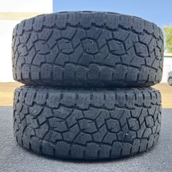 LT 37 12.50 22 Toyo Open Country 