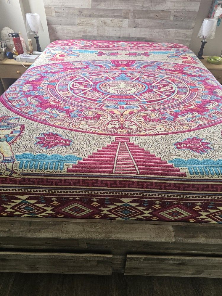MEXICAN QUEEN SIZE BLANKET 60.00
