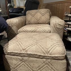 Sofa, Chair & Ottoman 