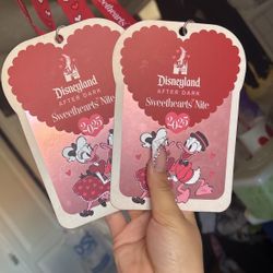 Disneyland Sweethearts Night Lanyard 