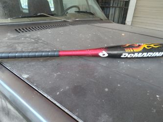 YOUTH'S DEMARINI NITRO TEE-BALL-10 BASEBALL BAT