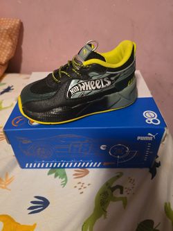 PUMA SHOES KIDS SIZE 7