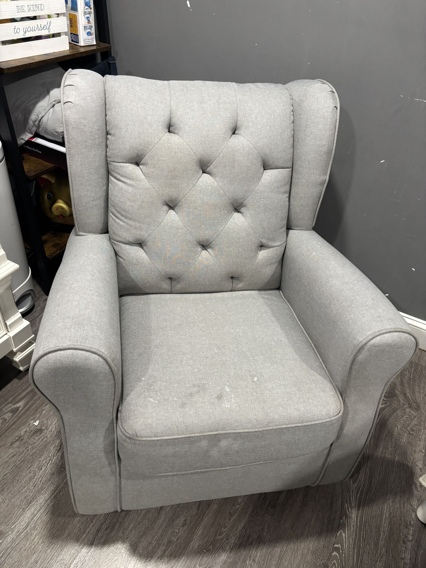 Rocker Chair/Nursery chair