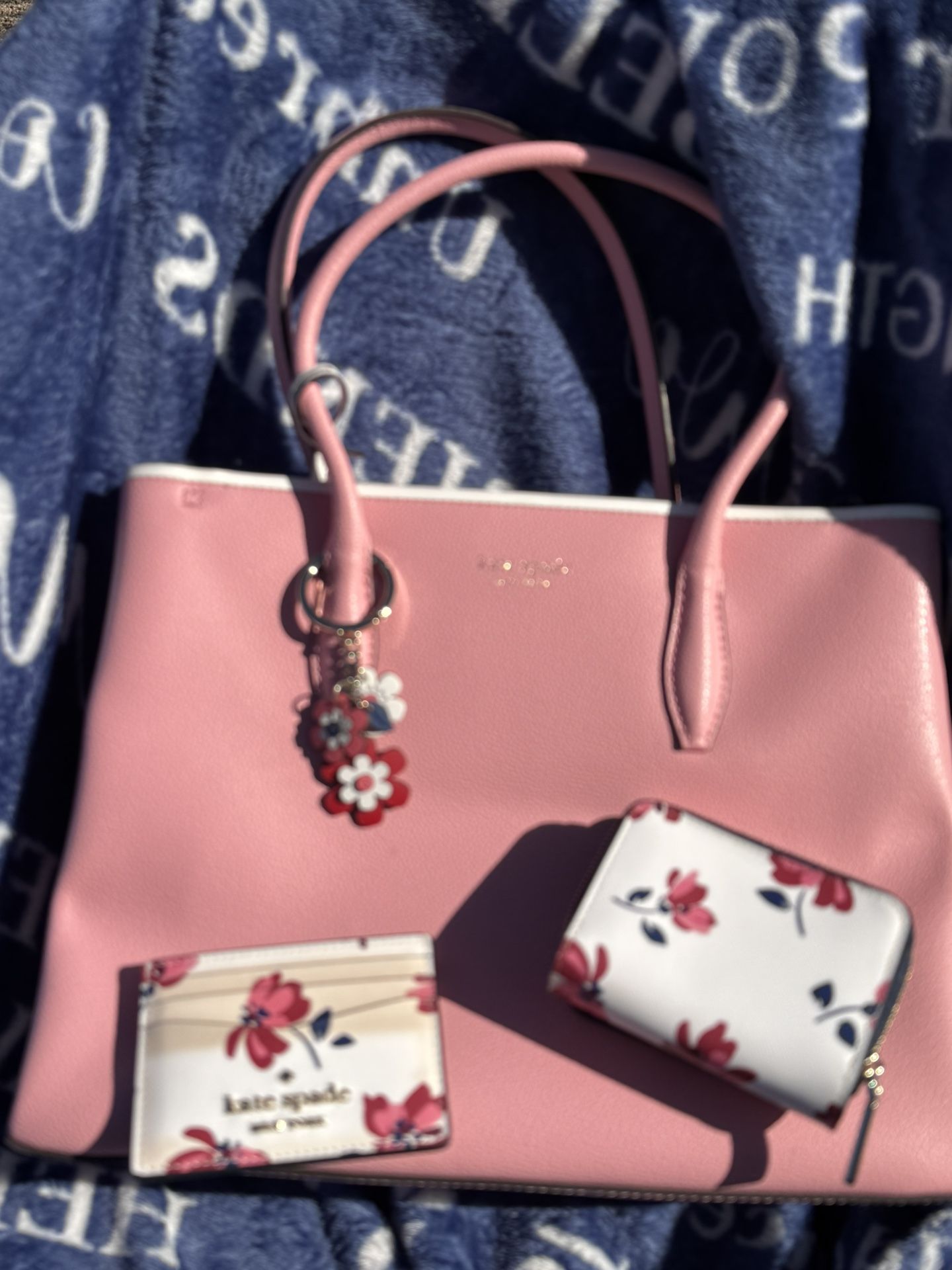 Kate Spade Valentine Purse With Wallet And Card Holder