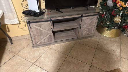 Tv stand