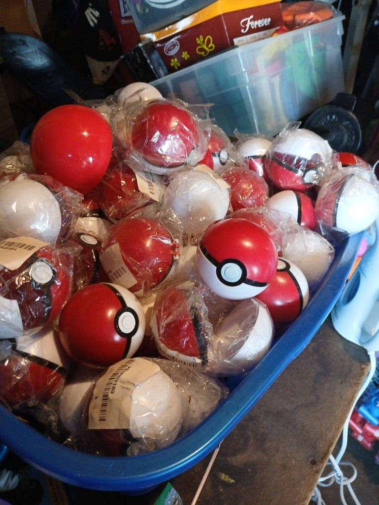 Pokemon ball