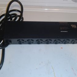 CYBER POWER  CPS1220RMS POWER BANK  SURGE PROTECTOR 