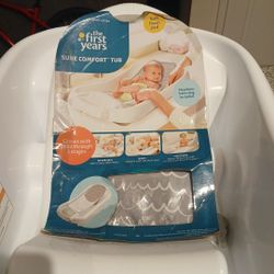 The First Years Sure Comfort Tub
