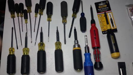 KLEIN SCREWDRIVERS SET