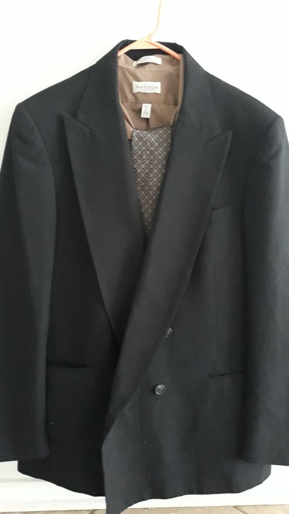 Men's Suit for Sale in San Antonio, TX OfferUp