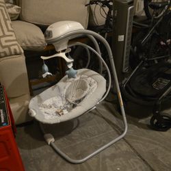 Graco Baby Swing