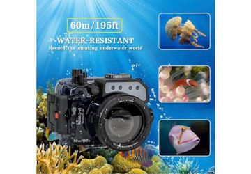 Water resistant camera case