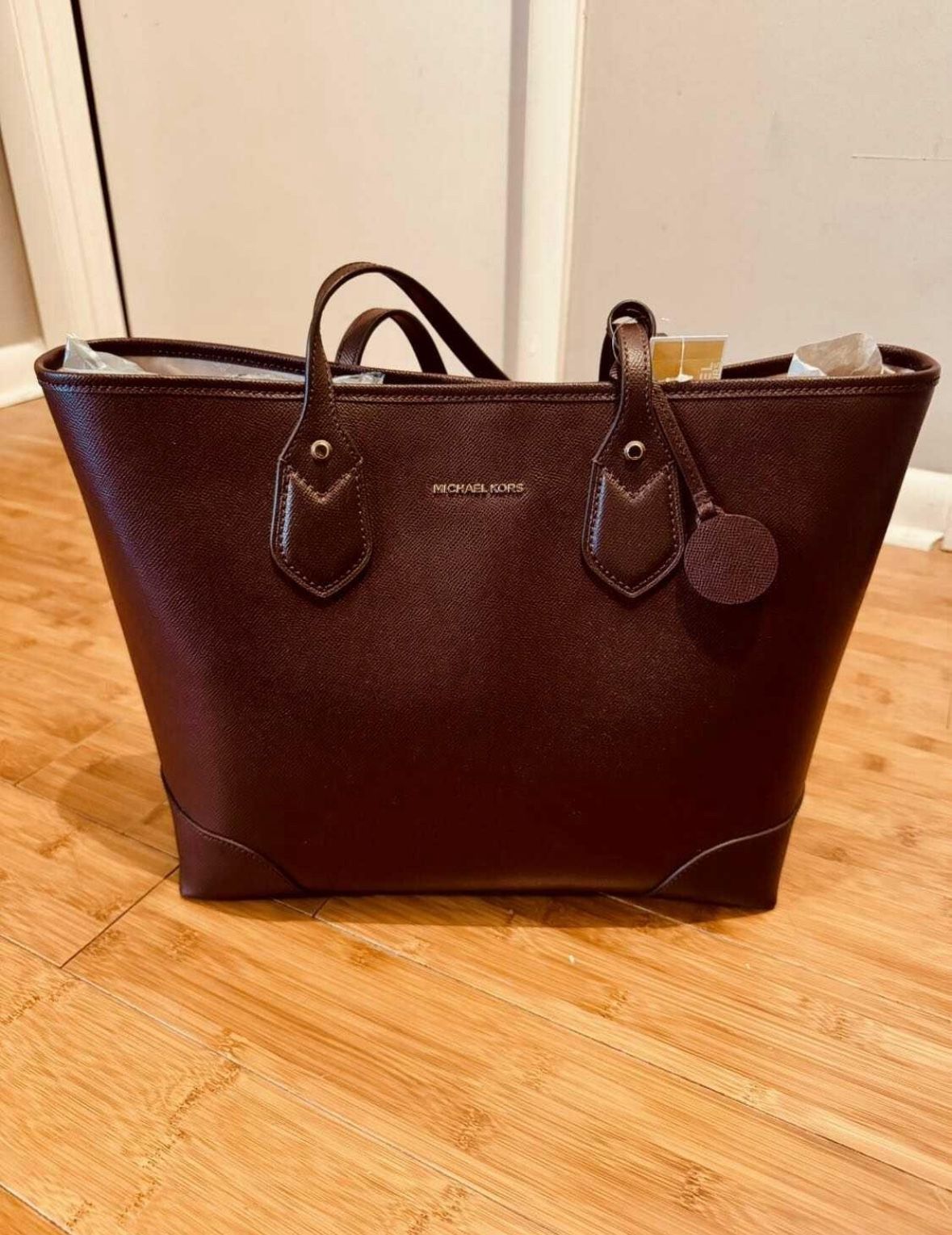 New Michael Kors Saylor Large Tote Bag
