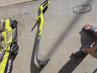 RYOBI ONE+ 18V Cordless String Trimmer with EasyEdge