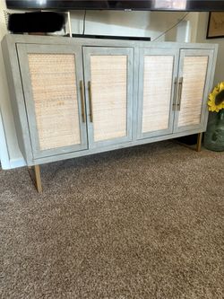 Entertainment Center/Cabinet