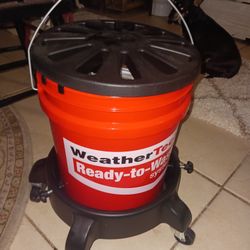 Brand New Never Used 7pc Weather Tec Car Wash Set Has Soap Squegy Cloths Etc This Online 129 Sell 35 Firm
