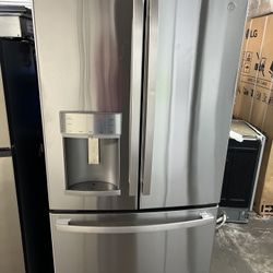 NEW OPEN BOX GE FRENCH STYLE REFRIGERATOR 