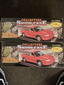 (2) COLLECTORS SHOW CASE 1:18 SCALE CLEAR PLASTIC DISPLAY CASE