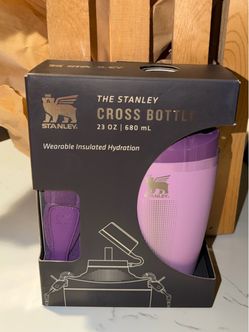 Stanley Cross Bottle 23 oz Purple