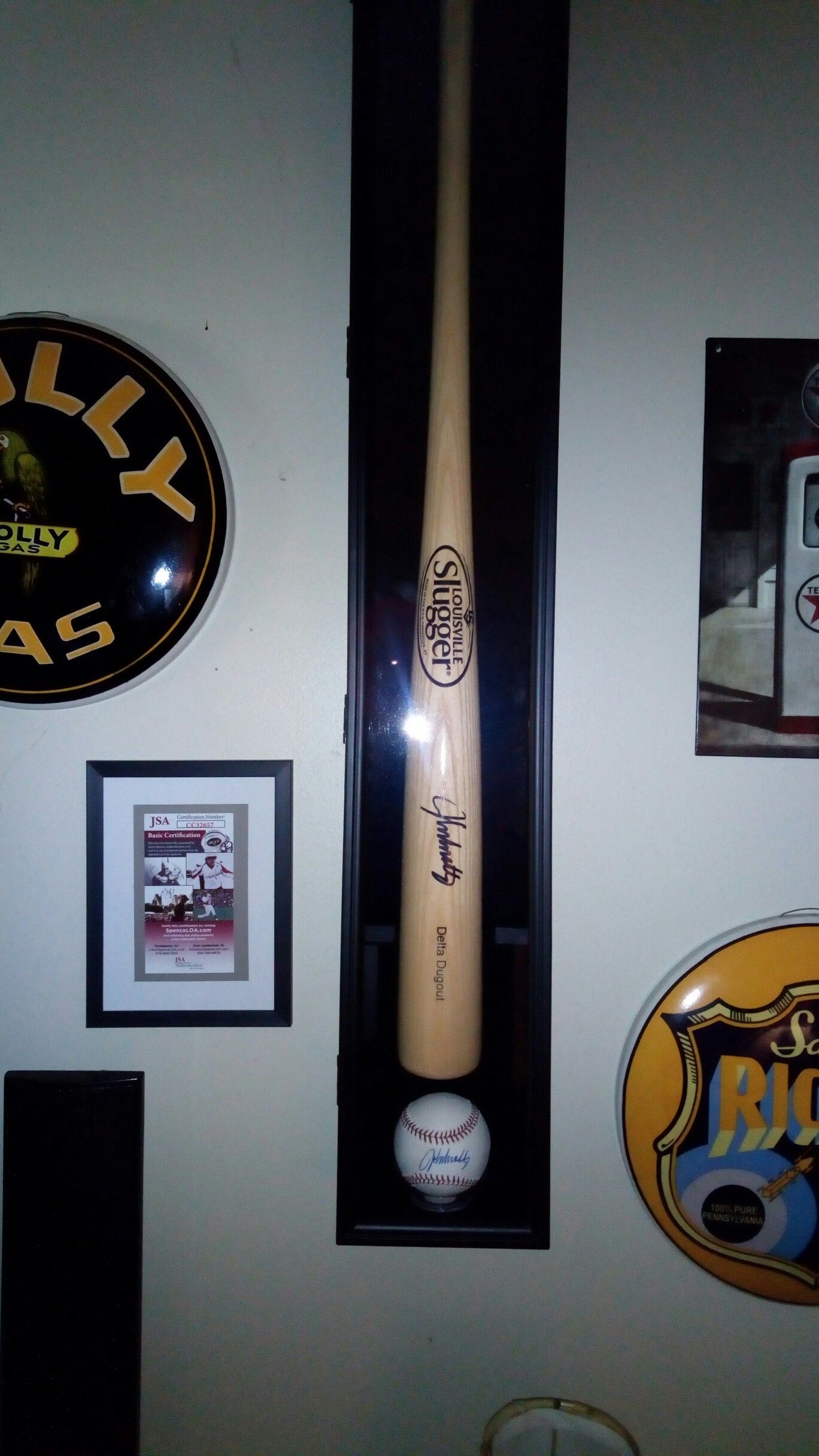 John smoltz sighned Louisville slugger and sighned baseball in display case with JSA certificate of authinticity,All Products : American Fashion Style Bags On Sale