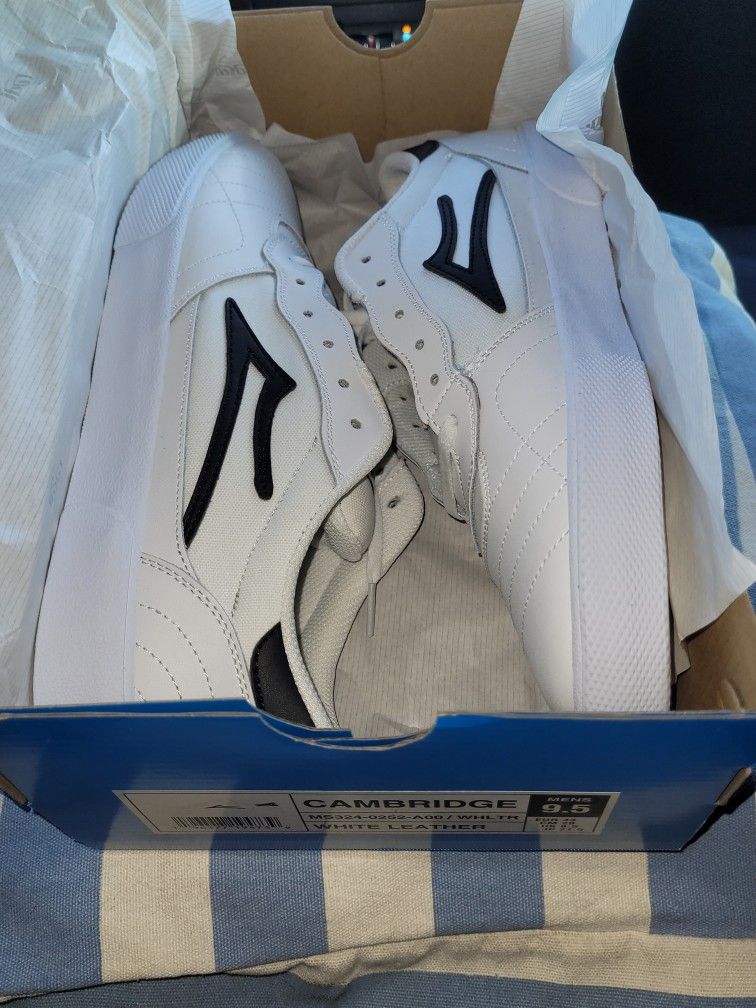 NEW Lakai Cambridge White Mens Sz 9.5 .... $50