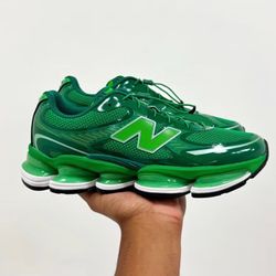 NEW BALANCE AMINÉ ABZORB 2000