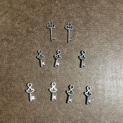 Key Shaped Charms Used For Making Earring/Necklace/Bracelet 