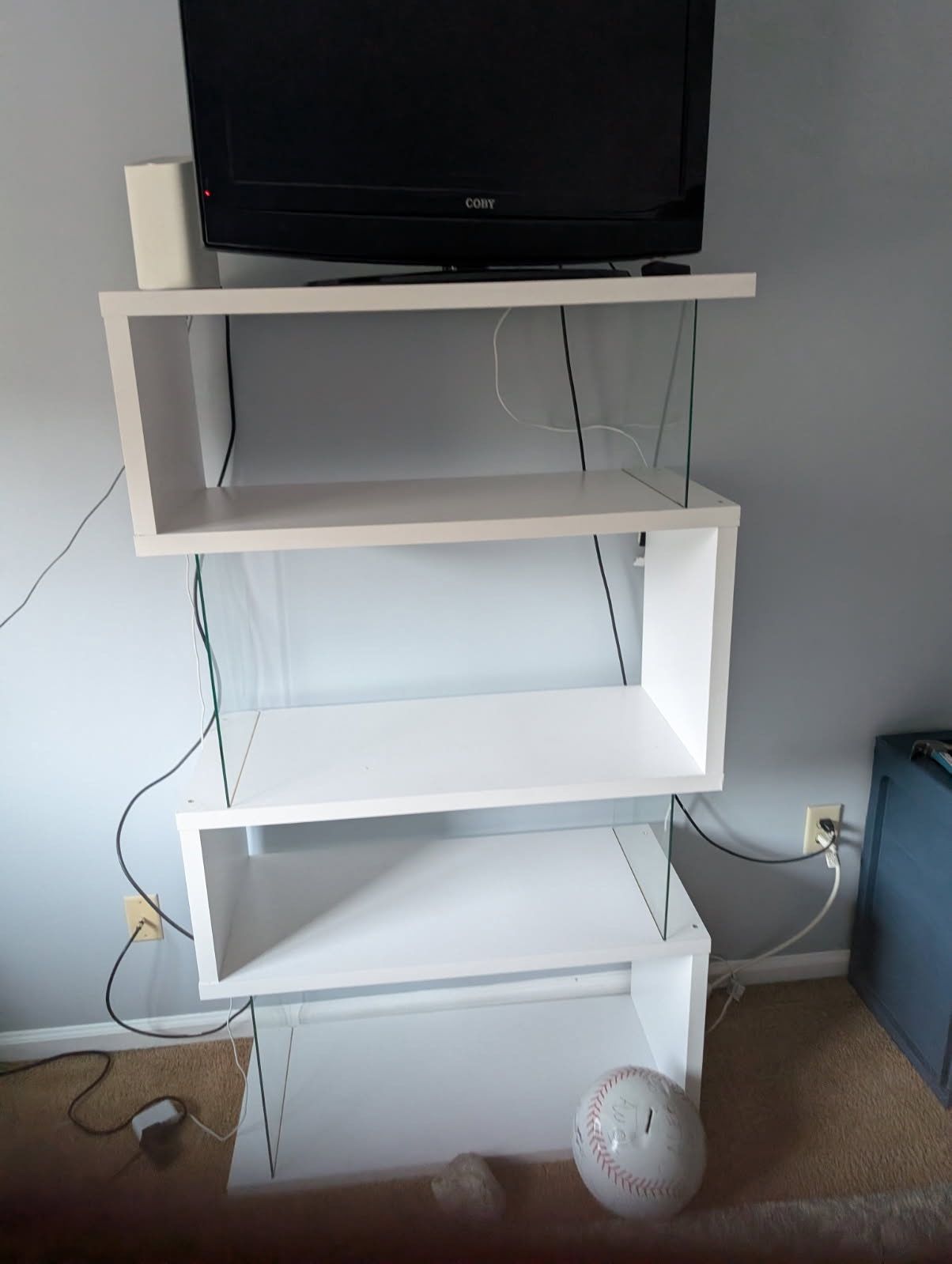 White S Shape Shelf