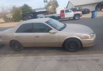 2000 Toyota Camry