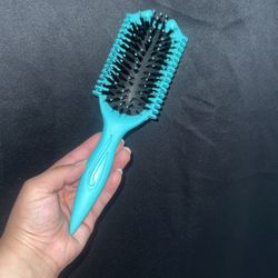 Hair brush