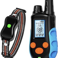 Dog Training Collar, Dog Shock Collar with Remote, Dog Electric Collar for Small Medium Large Breed, Rechargeable E Collar for Dog Training with Light
