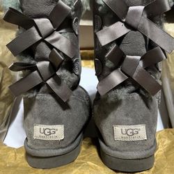 UGG Bailey Bow Grey Boots