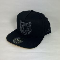 JC brand Tiger 🐯 snapback hat 🧢 