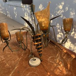 Hollywood Regency Style Italian Chandelier 2970s With 5 Hand Blown Glass Shades