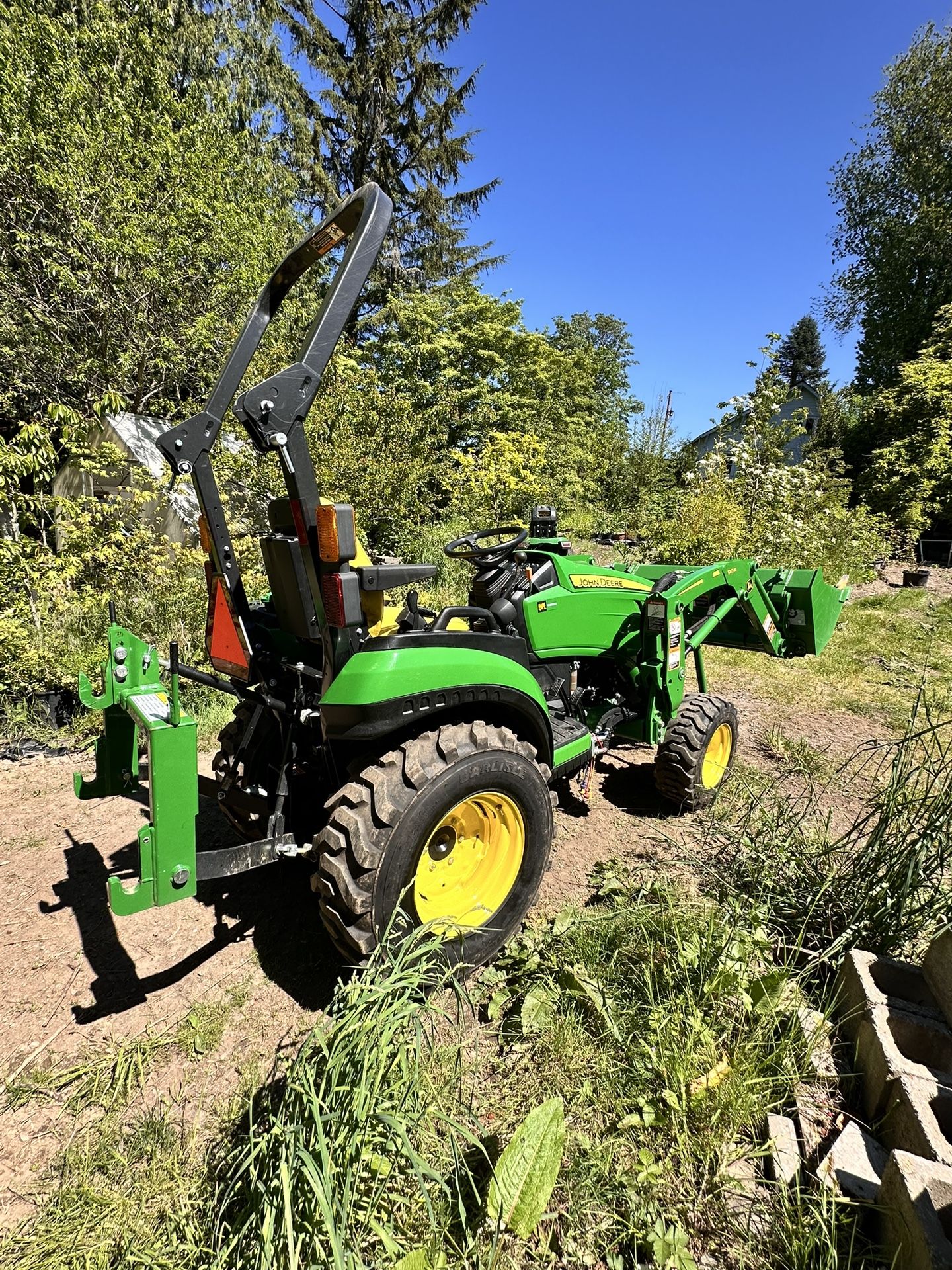 2021 John Deere 2025R