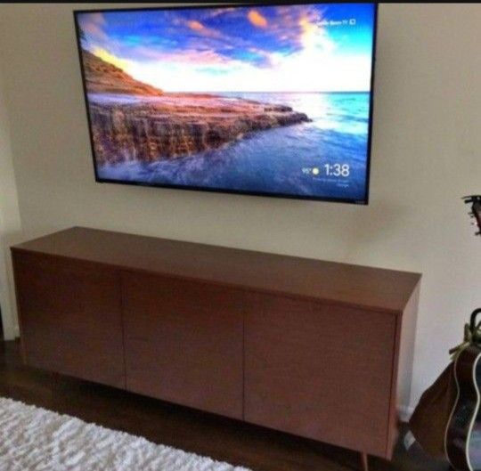 40 Inch Smart TV With Remote