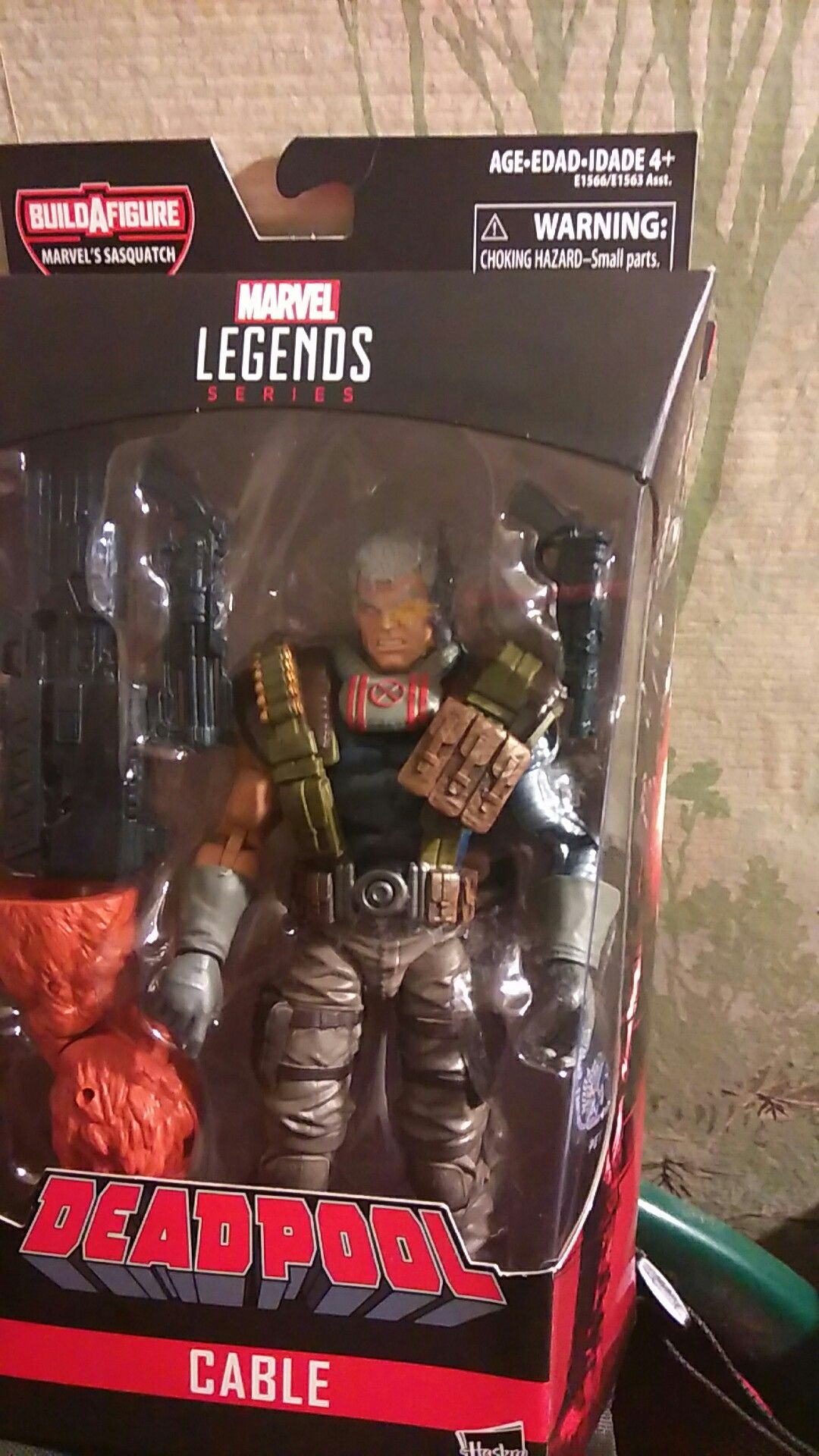 Marvel Legends Deadpool wave cable build a piece Sasquatch