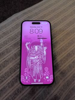 iPhone 15 128 gigs