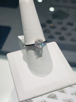 Diamond ring