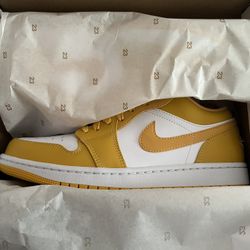 Nike Air Jordan 1 Low Pollen 8.5 DS
